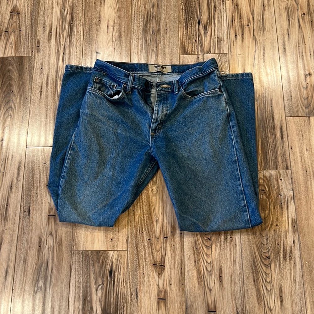 Women’s wranglers size 32 x 32